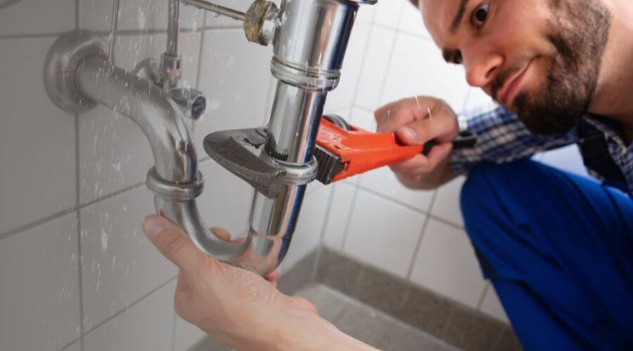 Expert burst pipe repair services in Weston, OH